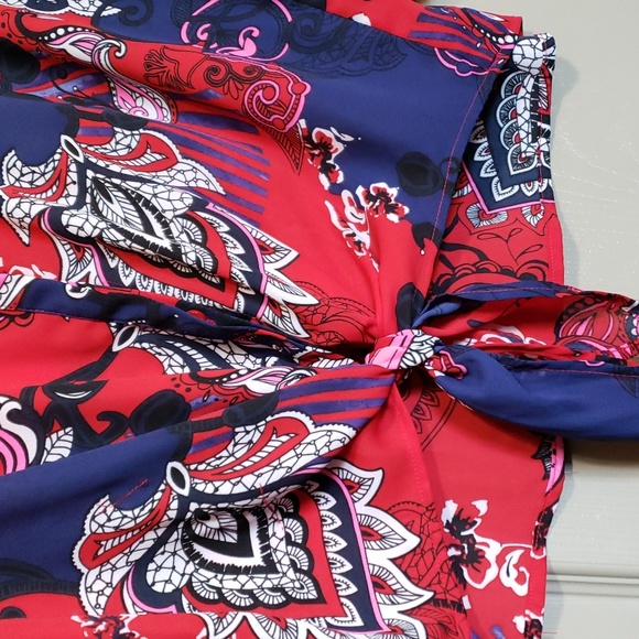 Peter Nygard boho floral Paisley button down tie front top size 12 petite - Picture 3 of 5